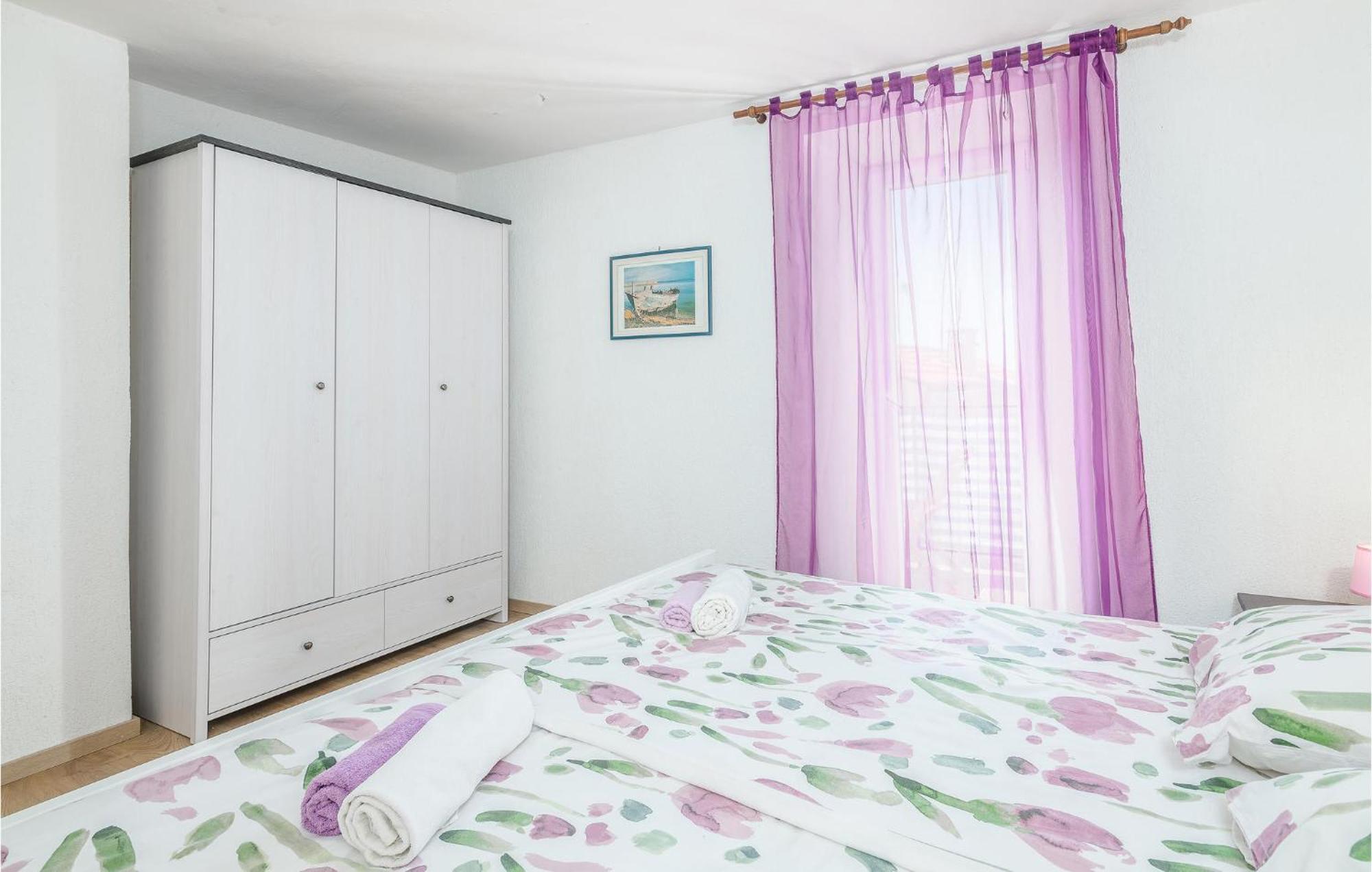 Stunning Home In Punat With Kitchen Stara Baška Buitenkant foto