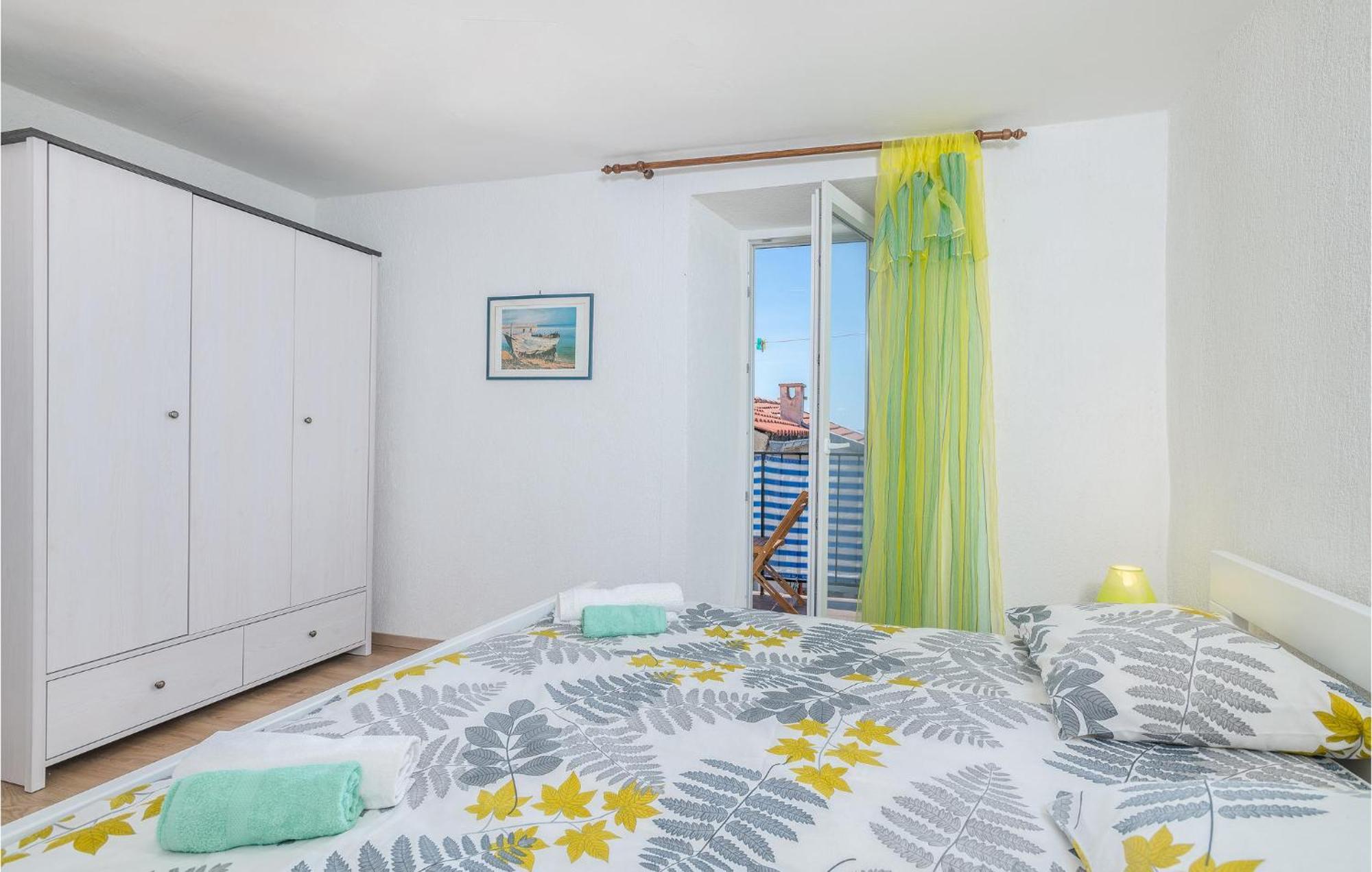Stunning Home In Punat With Kitchen Stara Baška Buitenkant foto
